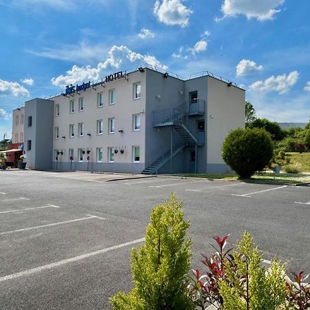 Ibis Budget Нуайон Екстер'єр фото