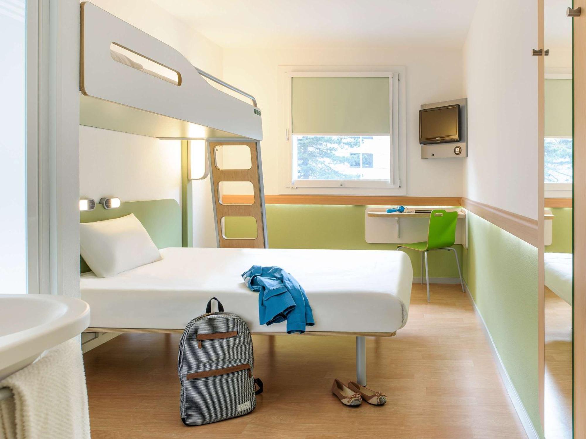 Ibis Budget Нуайон Екстер'єр фото