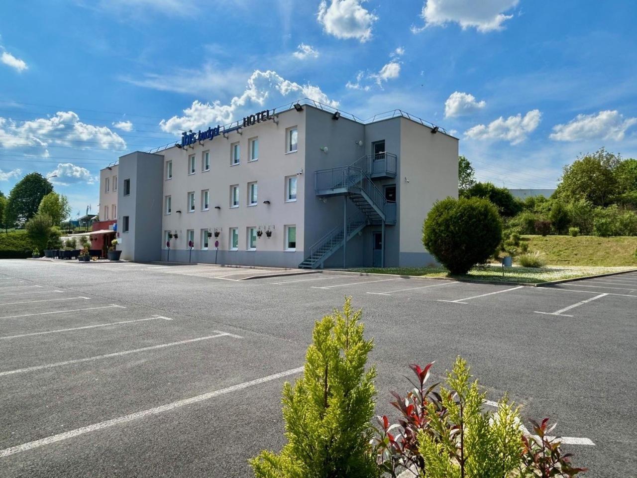 Ibis Budget Нуайон Екстер'єр фото
